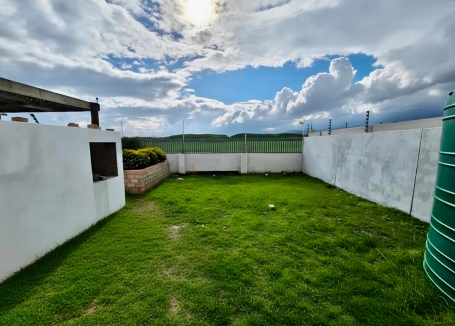 To Let 3 Bedroom Property for Rent in Fairview Golf Estate Western Cape